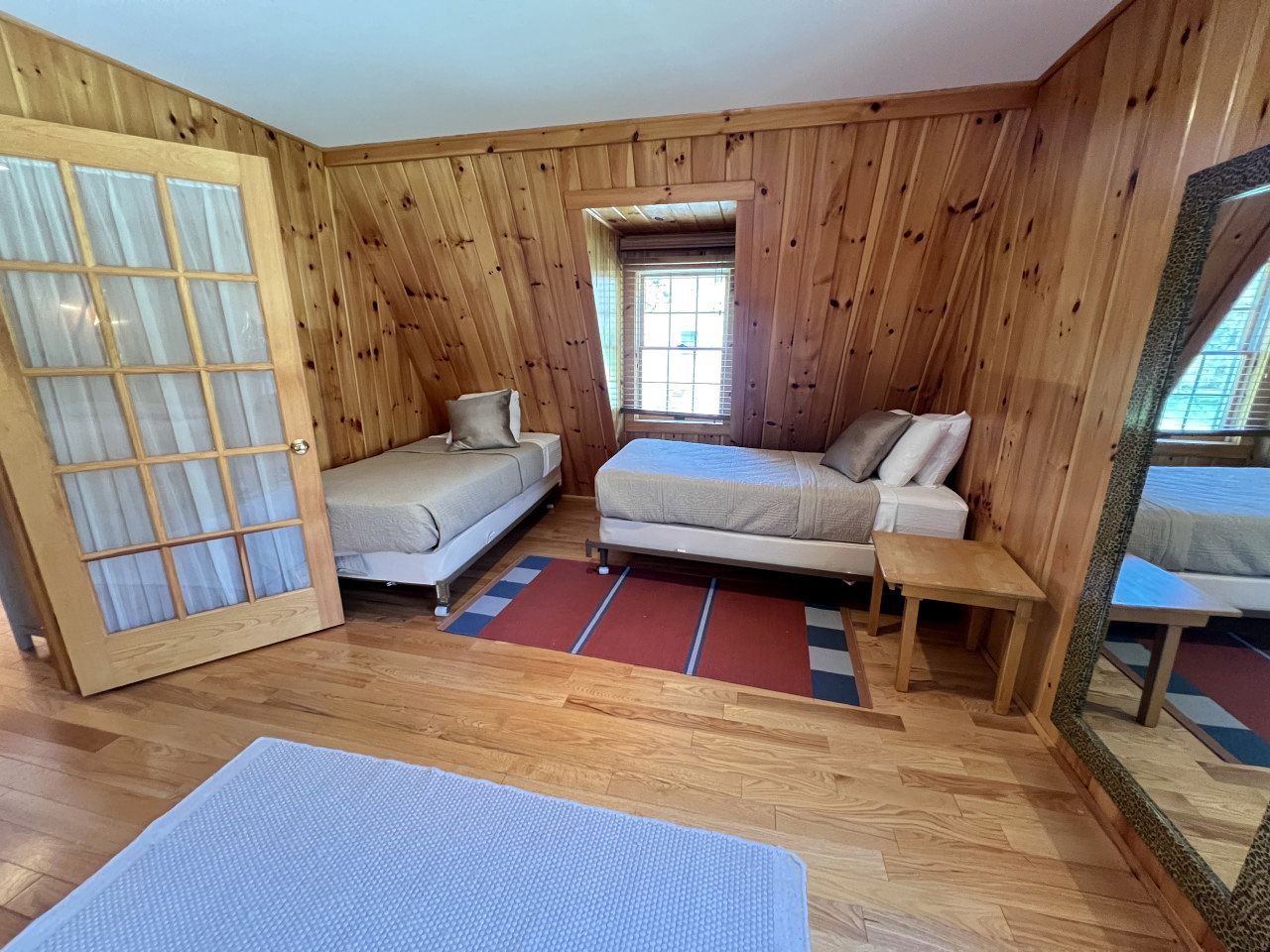 Tranquil Cabin Hideaway with Firepit and Riverfront Views on the Green River in Vermont