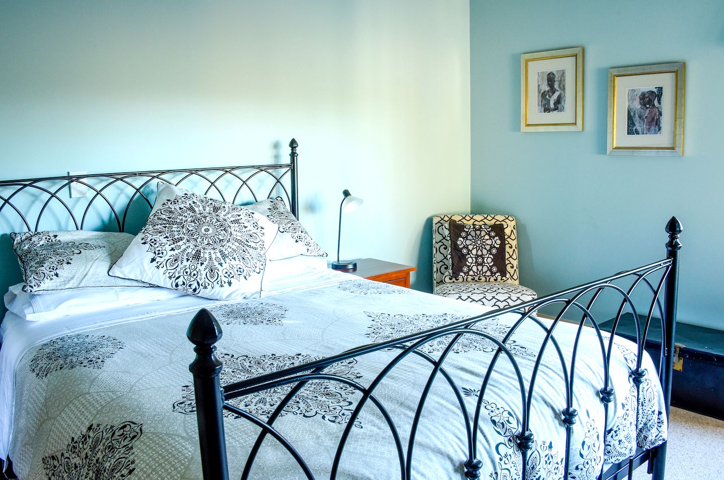 Elegant Suite Rental on Vineyard near Alexandra, New Zealand