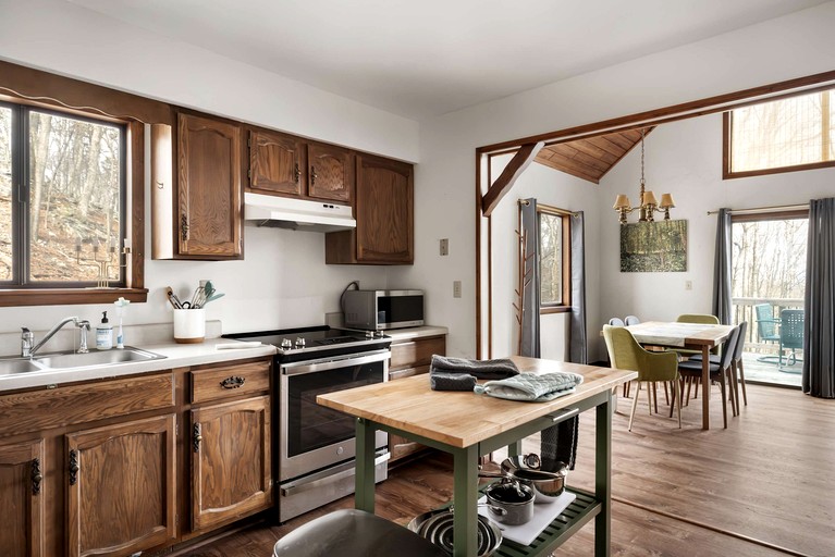 Cabins (United States of America, --, West Virginia)