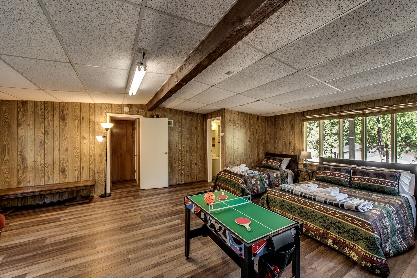 Pet-Perfect Pine Mountain Lake: Explore Beaches from Your Pet-Friendly Rental