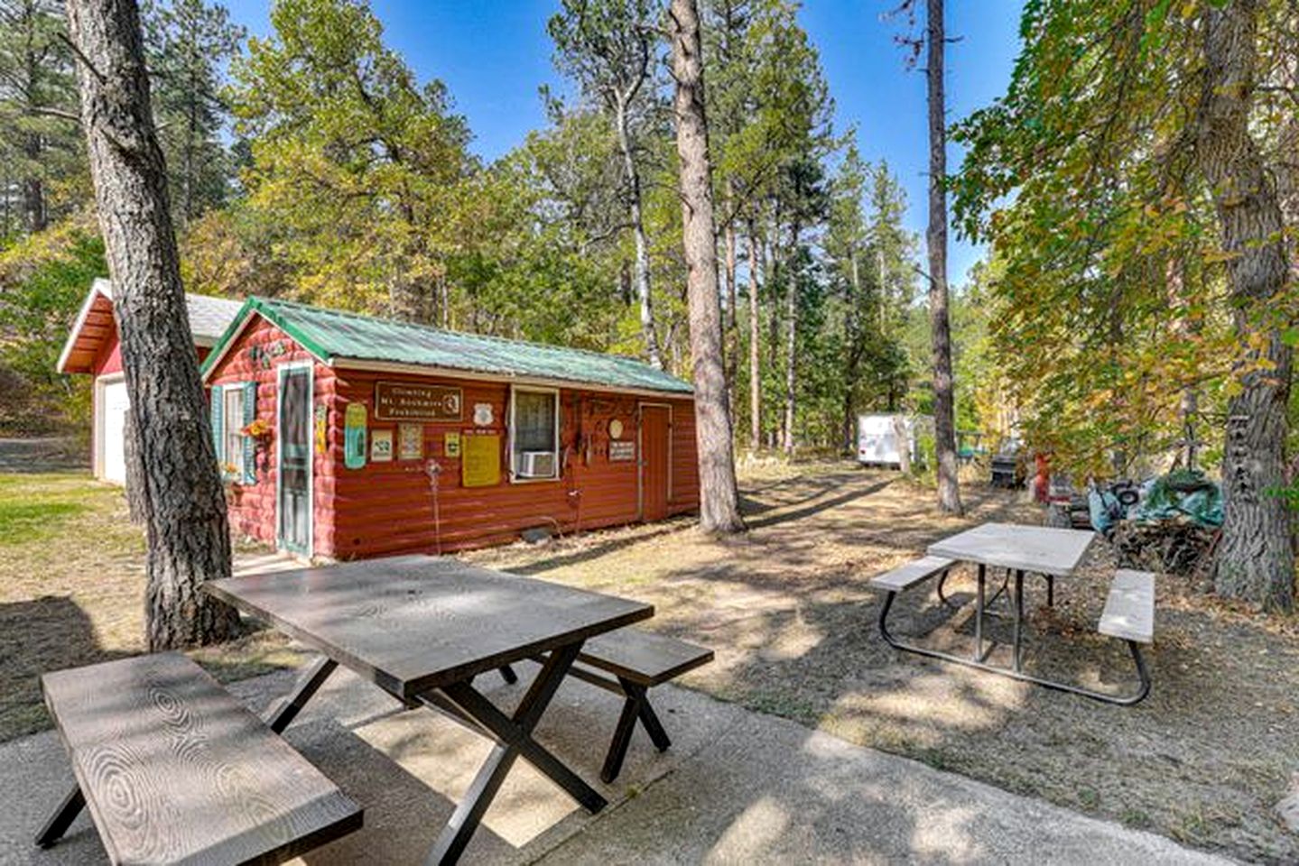 Enchanting Historic Cabin Haven near Black Hills Mountain in South Dakota