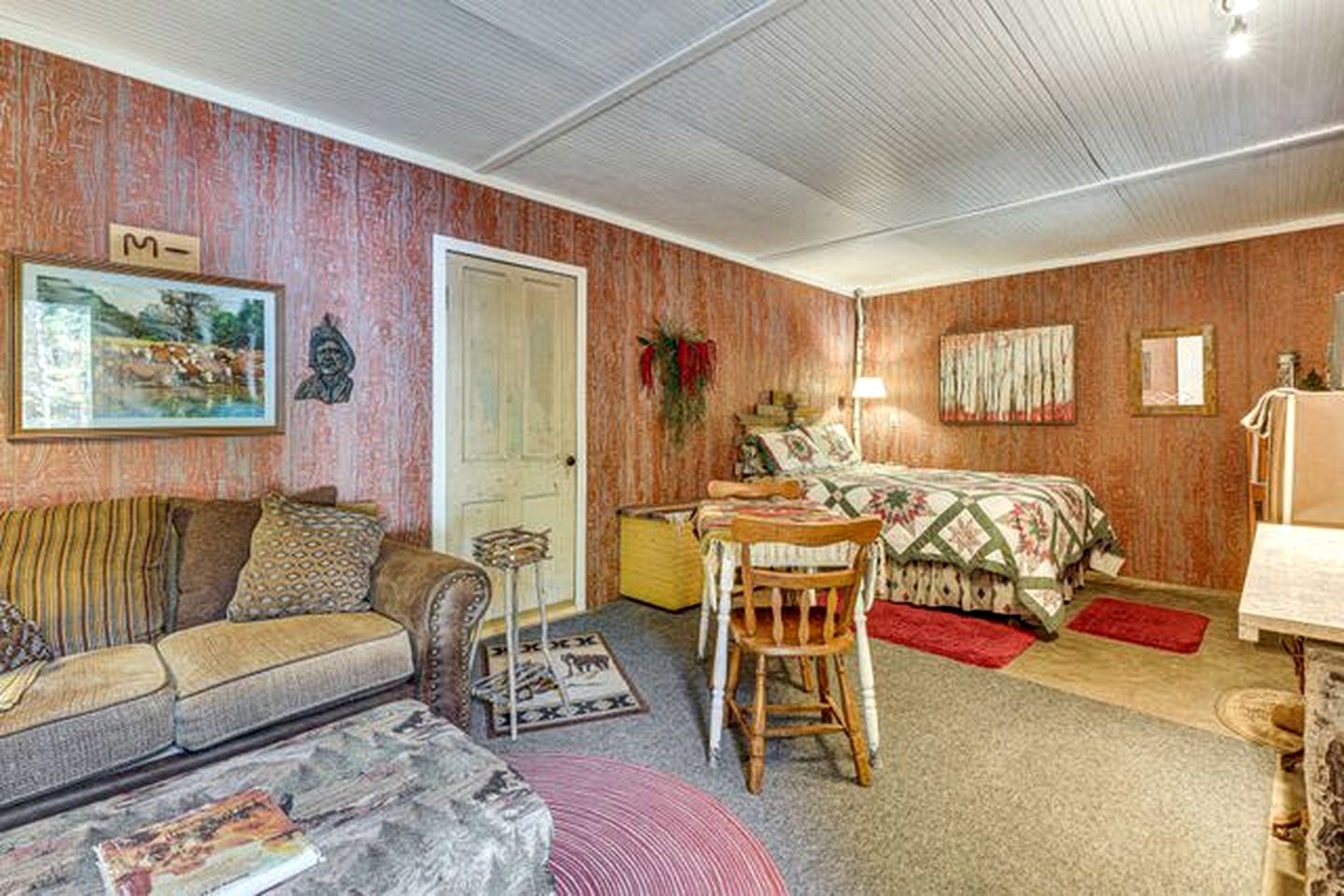 Enchanting Historic Cabin Haven near Black Hills Mountain in South Dakota