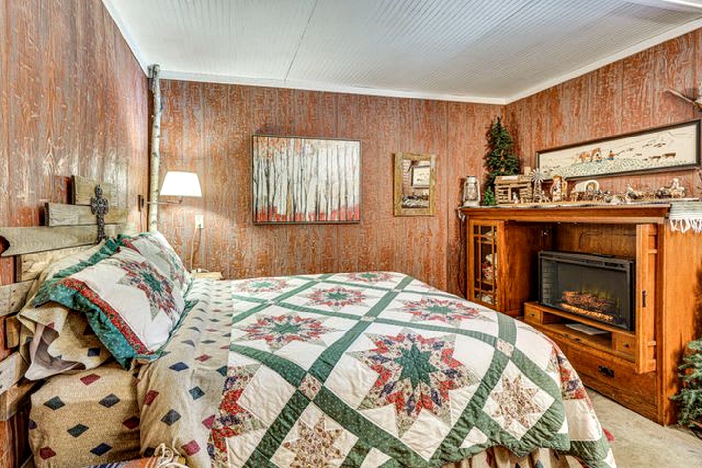 Enchanting Historic Cabin Haven near Black Hills Mountain in South Dakota
