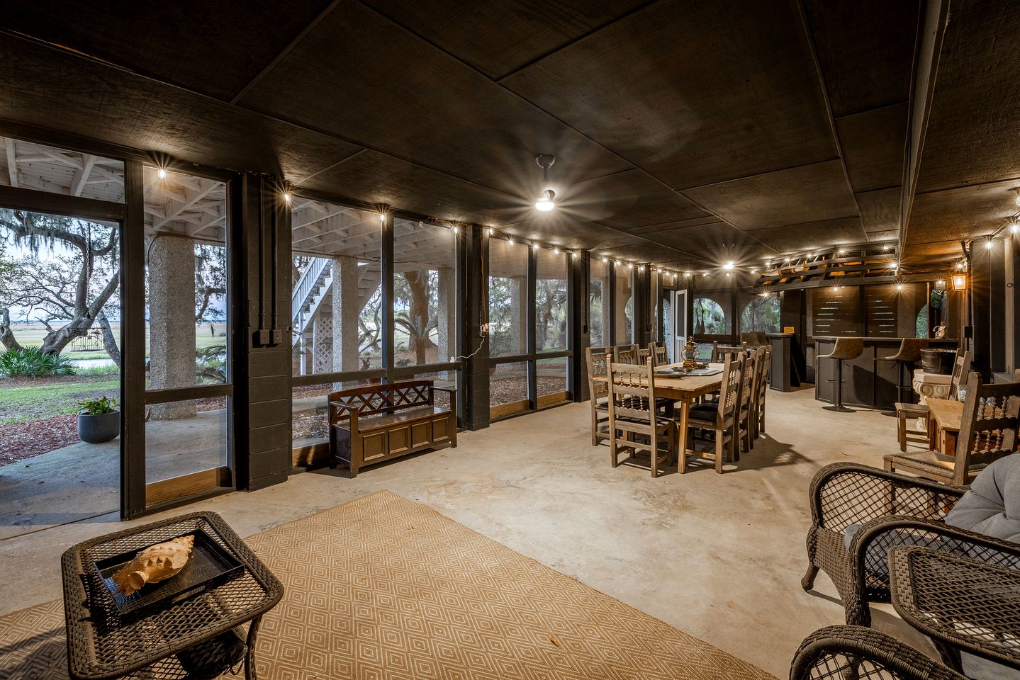 Private Luxury Lodge with Hot Tub for Family Reunions and Special Celebrations in Townsend, Georgia