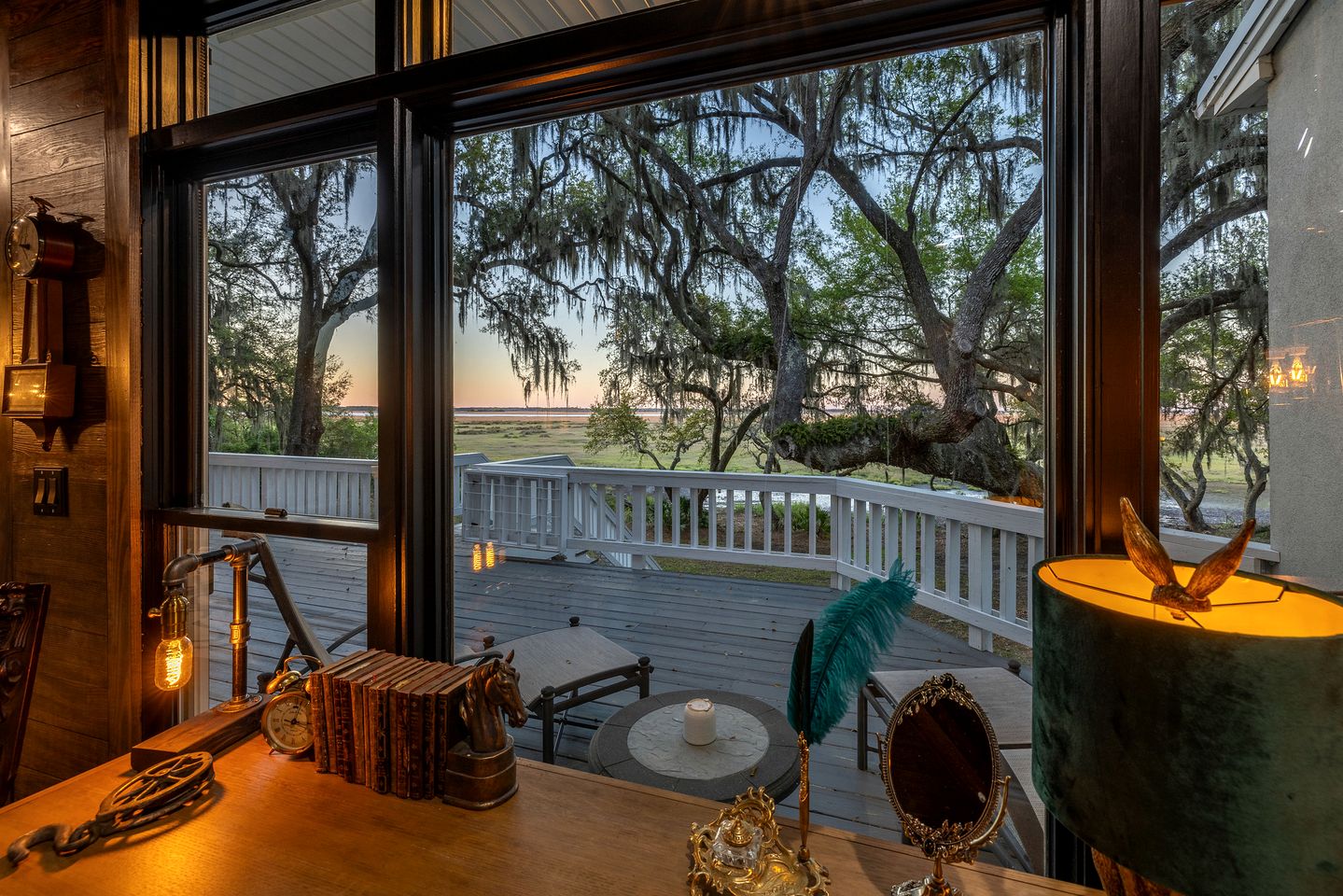 Private Luxury Lodge with Hot Tub for Family Reunions and Special Celebrations in Townsend, Georgia