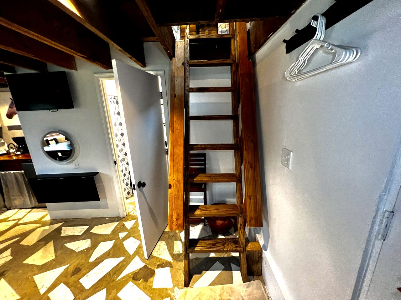 Fantastic Cabin Close to Gorgeous Hiking Trails in Cape Charles, Virginia