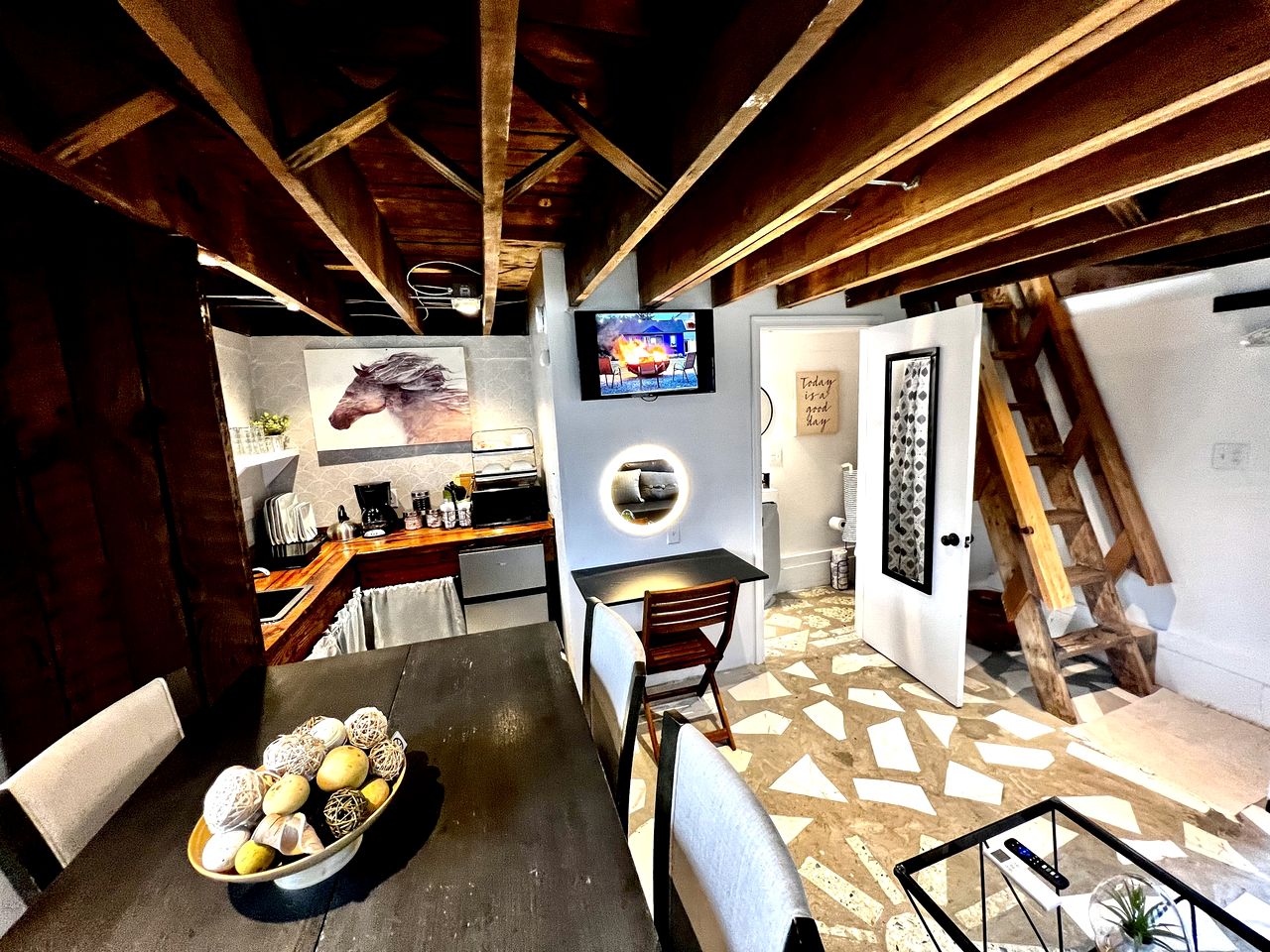 Fantastic Cabin Close to Gorgeous Hiking Trails in Cape Charles, Virginia