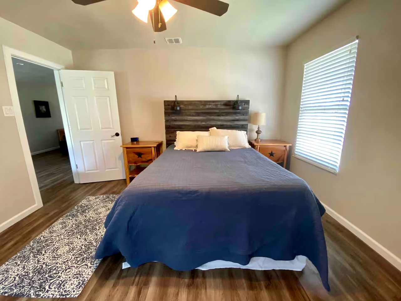Spacious Ranch House Perfect for a Family Glamping Getaway in Mico, Texas