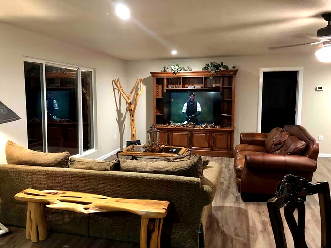 Cabins (United States of America, Mico, Texas)