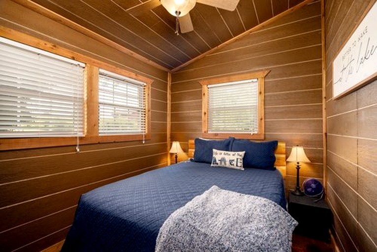 Cabins (United States of America, Afton, Oklahoma)