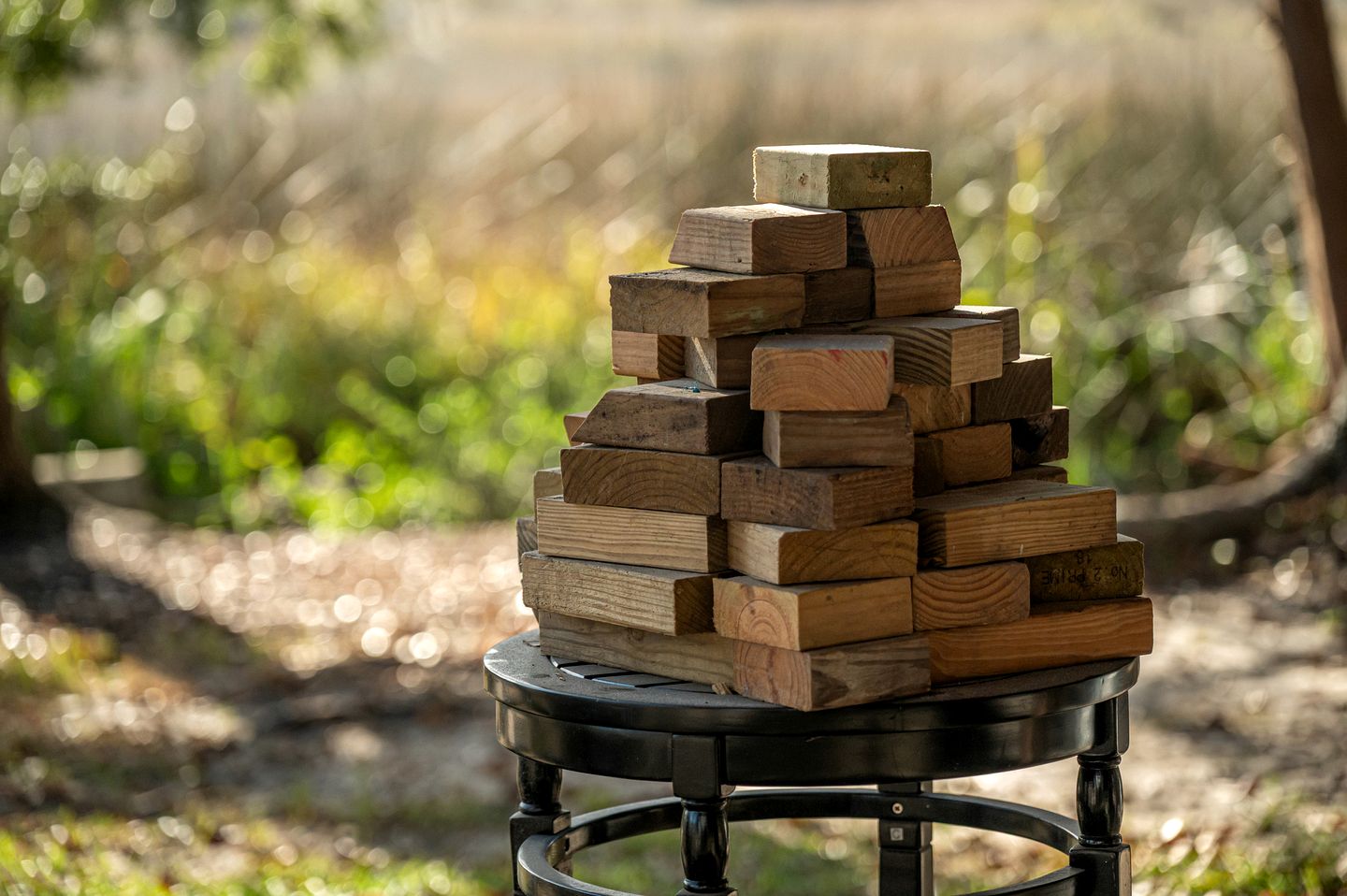Secluded Treehouse Tent Retreat with Wildlife Viewing Porch, BBQ Setup, and Cozy Comforts in Townsend, Georgia