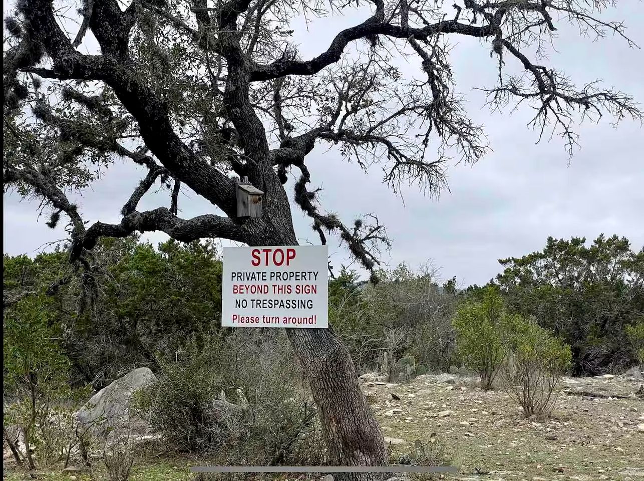 Rustic Studio Cabin in Texas Hill Country near Medina Lake, Perfect for a Weekend of Fishing or Kayaking