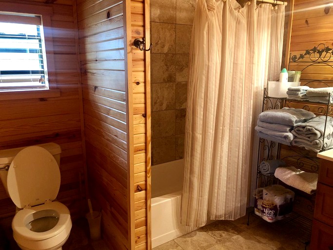 Cabins (United States of America, Mico, Texas)