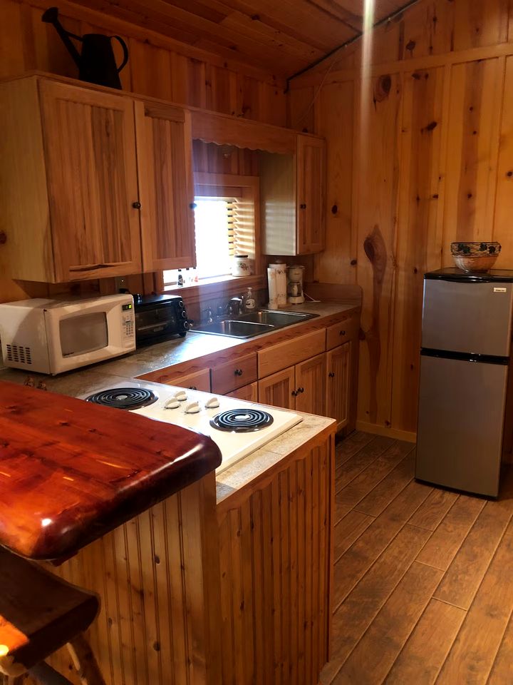 Rustic Studio Cabin in Texas Hill Country near Medina Lake, Perfect for a Weekend of Fishing or Kayaking