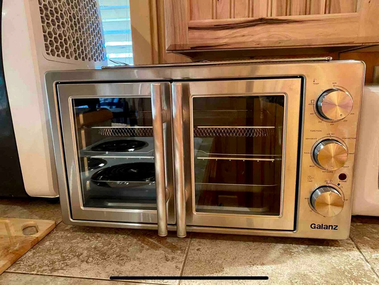 Rustic Studio Cabin in Texas Hill Country near Medina Lake, Perfect for a Weekend of Fishing or Kayaking