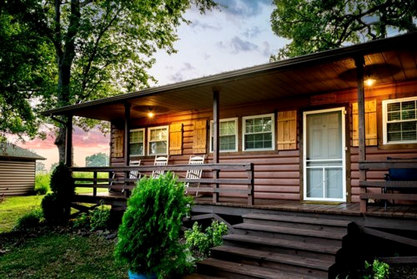 Cute Cabin Great for Family Getaways in Afton, Oklahoma