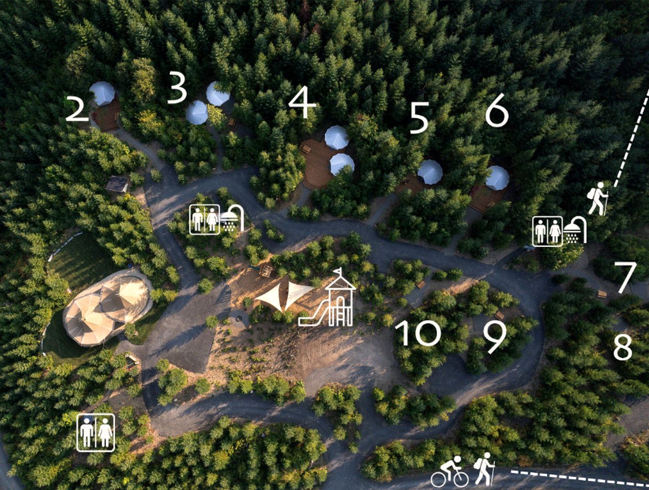 Spacious Dual Bell Tent Glamping Retreat with Forest Deck near Carson, Washington