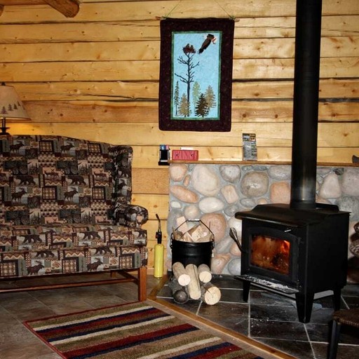 Cabins (United States of America, Tok, Alaska)
