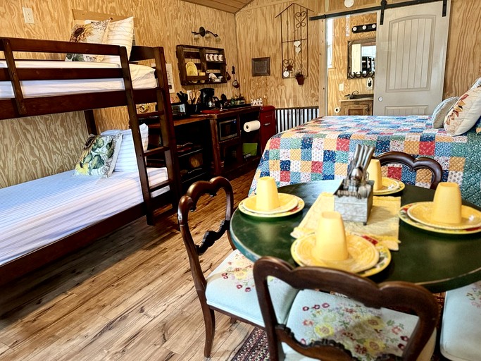 Cabins (United States of America, Mountain Home, Texas)