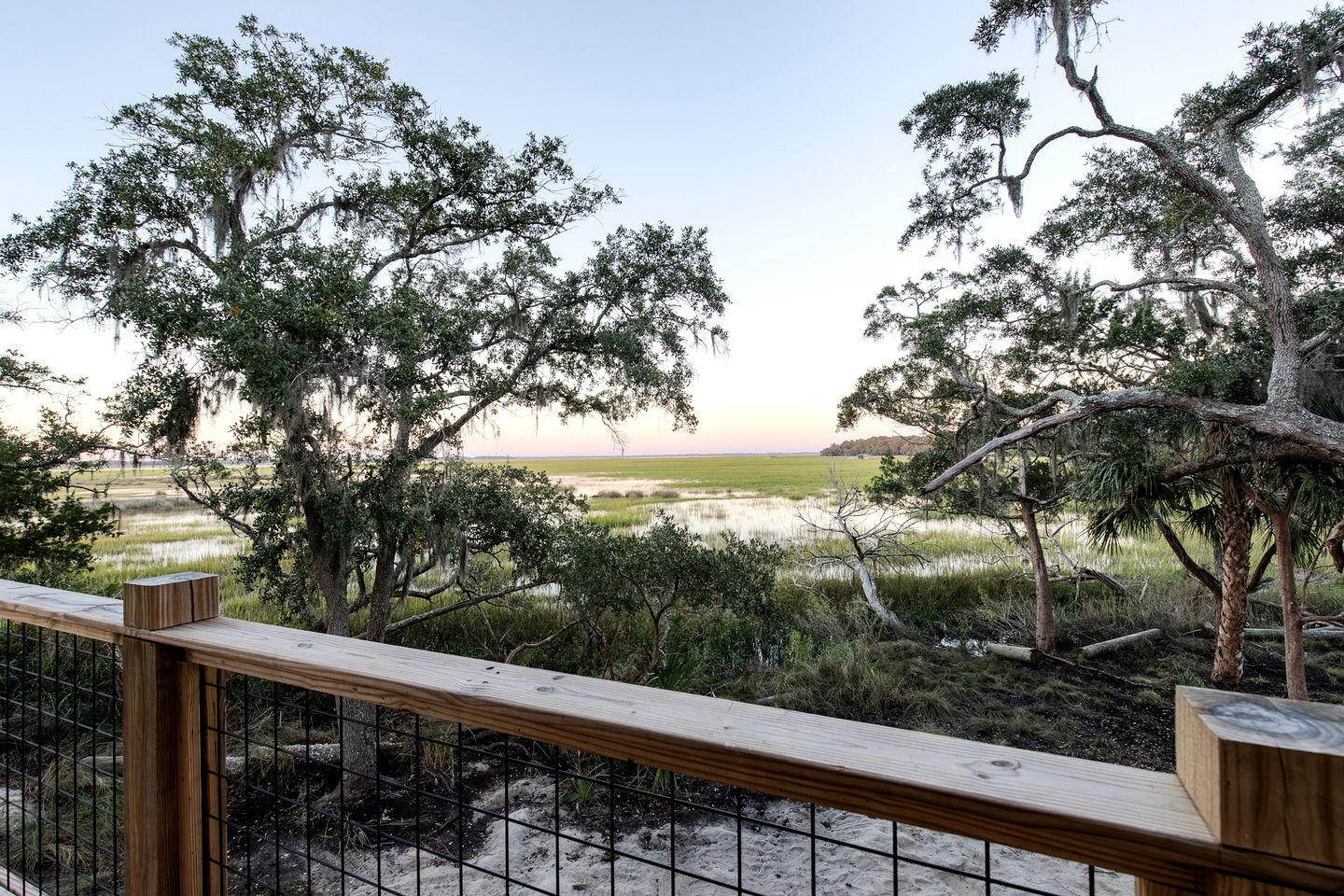 Secluded Treehouse Tent Retreat on the Marsh with Outdoor Dining, Grilling Gear, Games, Views in Townsend, Georgia