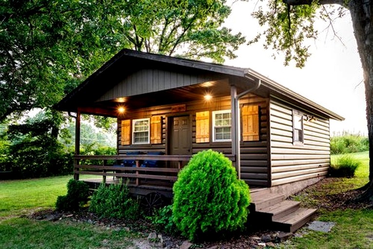 Spacious Pet-Friendly Studio Cabin in Afton, Oklahoma