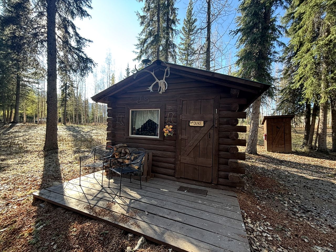 Rustic Historic Cozy Creekside Cabin with Steam Sauna near Log Cabin Creek, Tol, Alaska