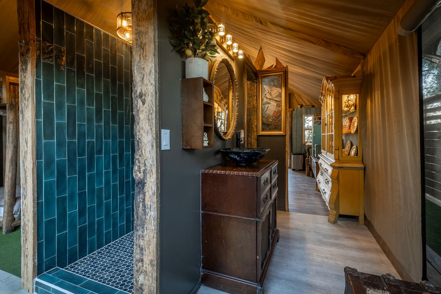 Marsh-View Treehouse Tent Glamping with Private Campsite, Wildlife Watching, BBQ, Fire Pit in Townsend, Georgia