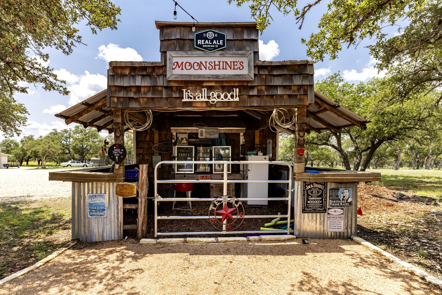 Peaceful Wildlife Ranch Cabin with Pool Access near Kerrville in Mountain Home, Texas