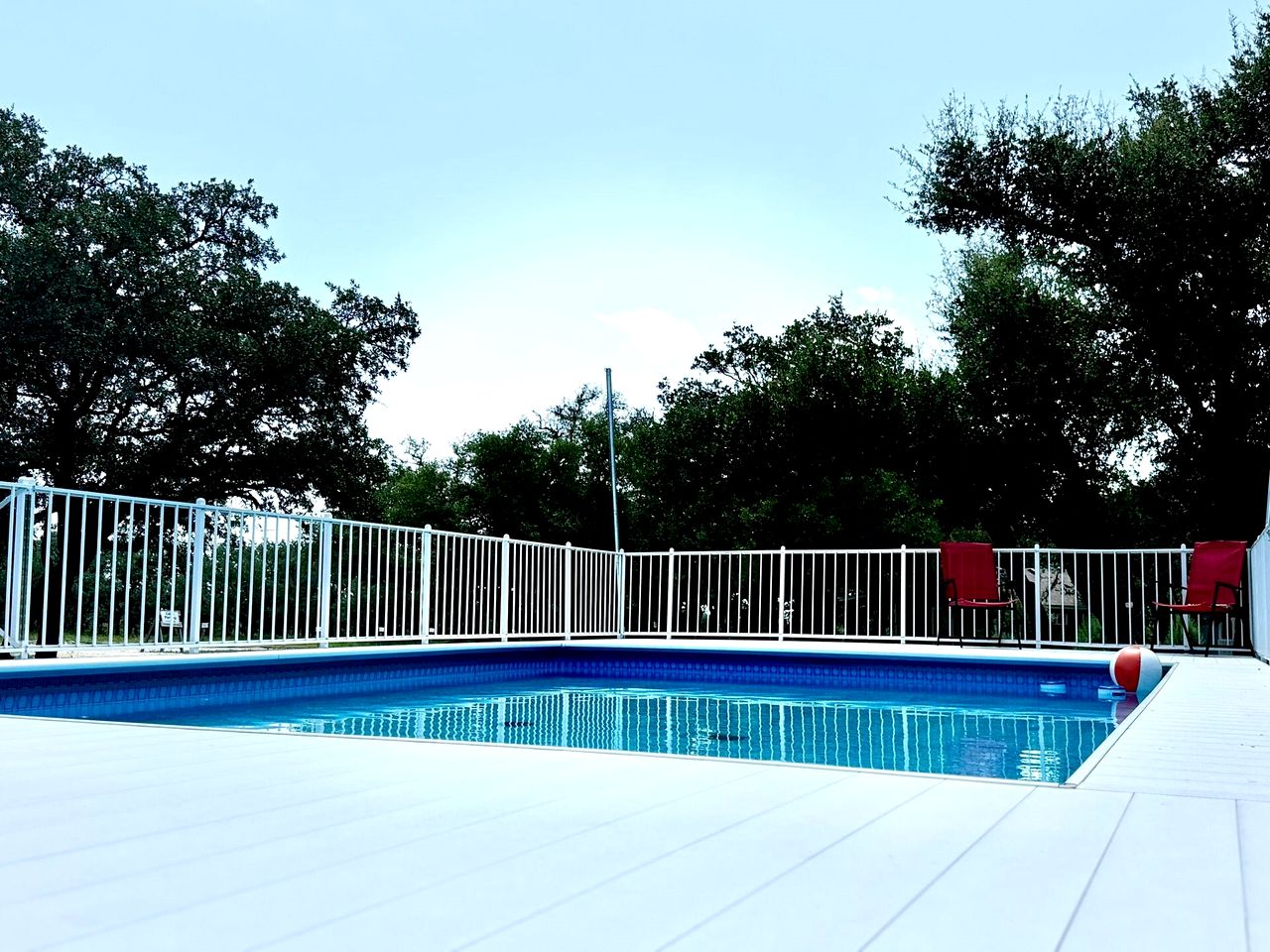 Peaceful Wildlife Ranch Cabin with Pool Access near Kerrville in Mountain Home, Texas