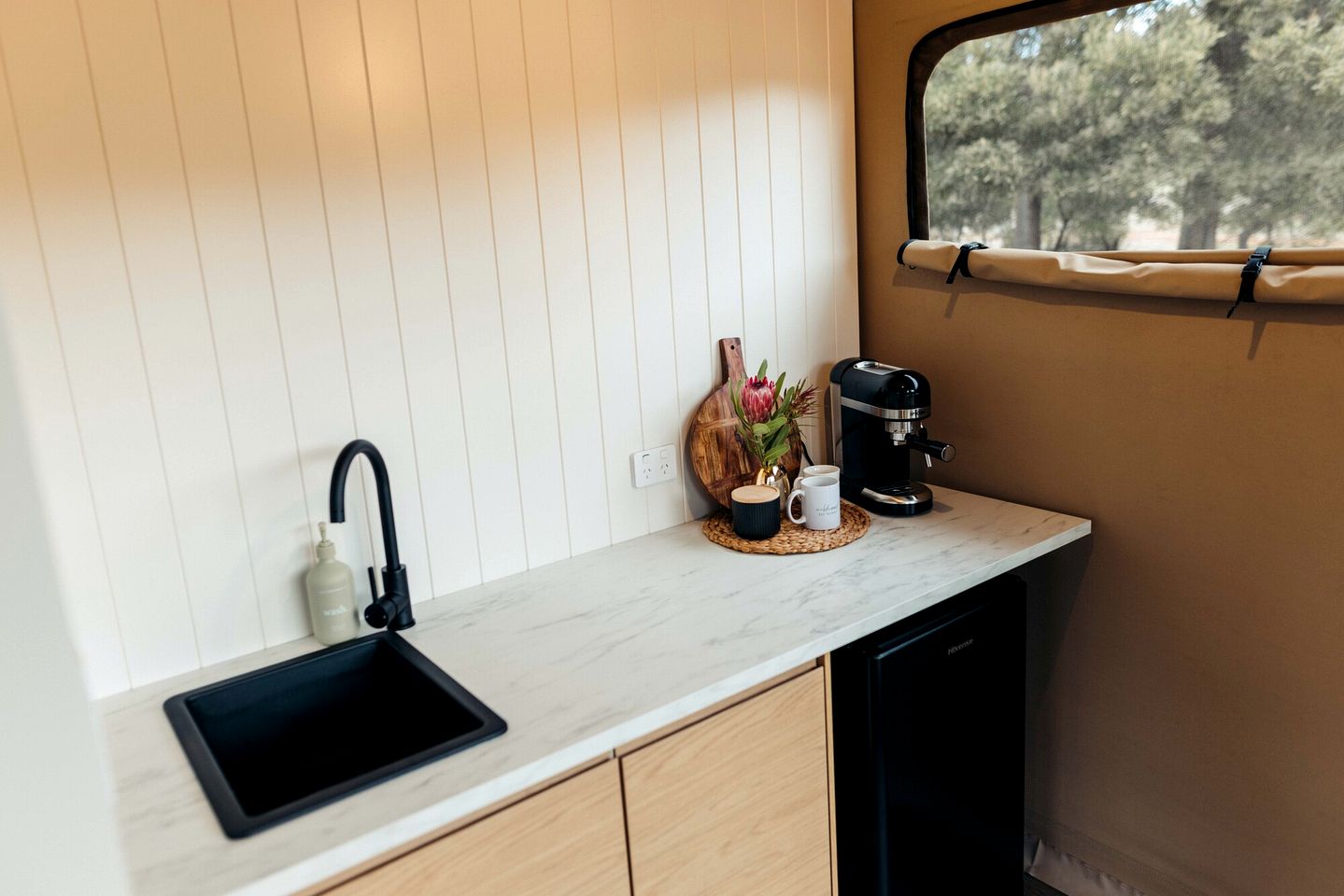 Secluded Luxury Tent with Outdoor Bath & Nature Trails near Quindalup, WA