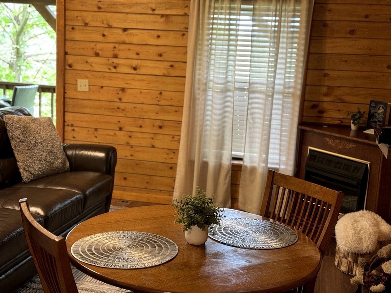 Mountain Top Cabin Incredible for Adventure Lovers in Arkansas