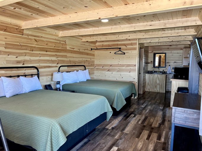 Equipped Cabin Great for to Recharge in South Dakota