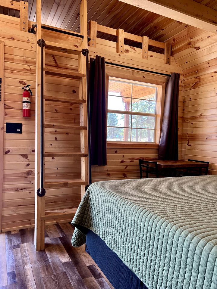 Equipped Cabin Great for to Recharge in South Dakota
