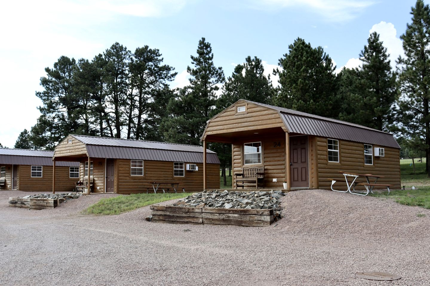 Dog-Friendly Cabin with Picnic Escape in South Dakota