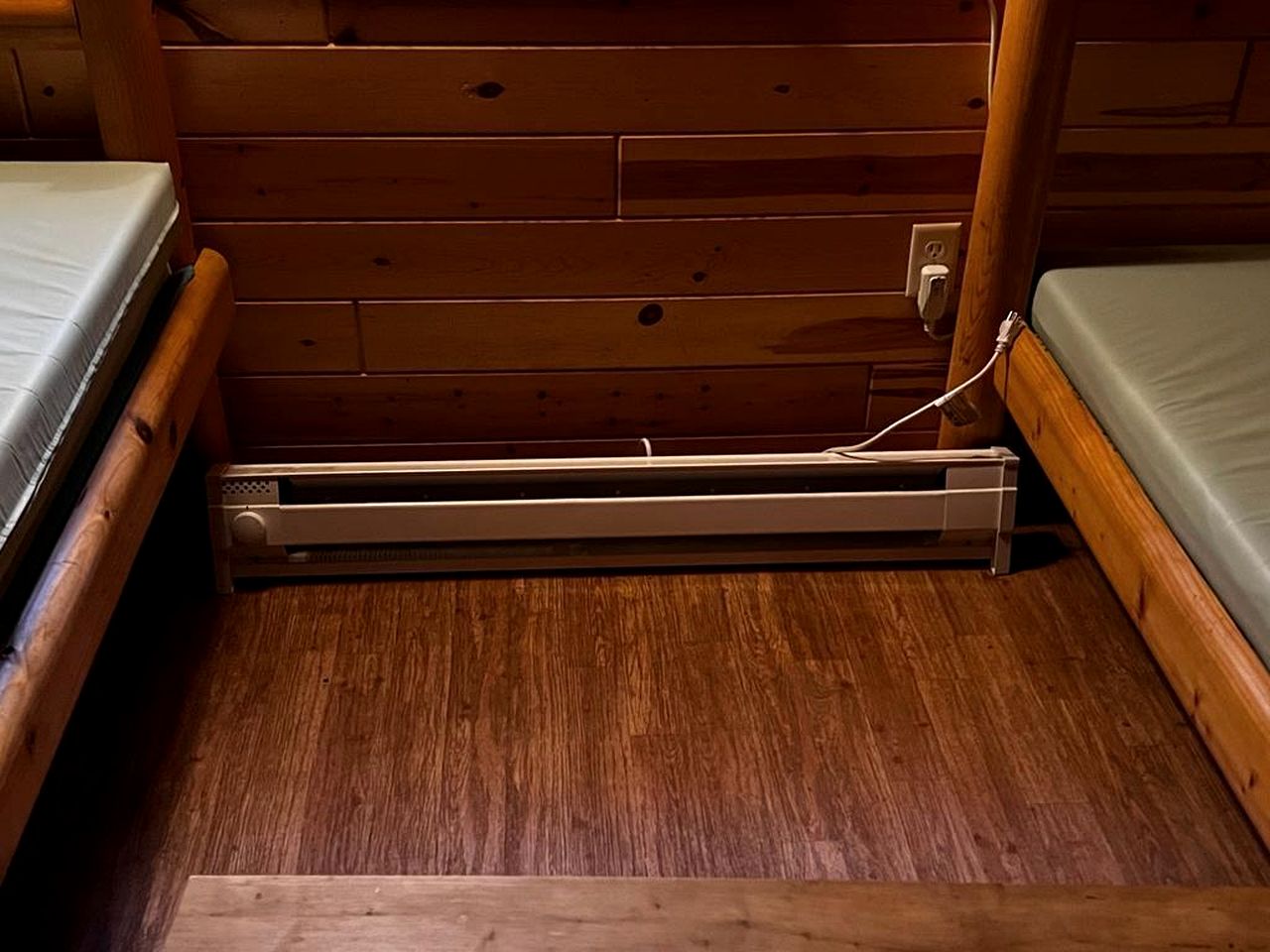 Porched Cabin for a Memorable Family Glamping Getaway near Wolf River in Wisconsin