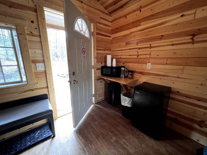 Cabins (United States of America, White Lake, Wisconsin)