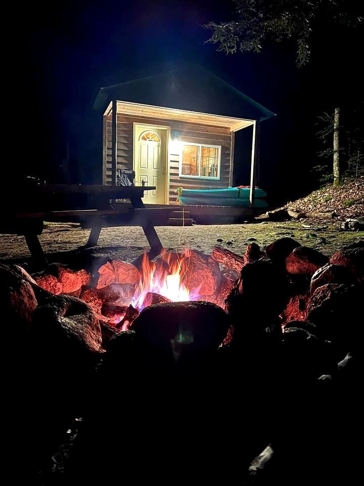 Cabins (United States of America, White Lake, Wisconsin)