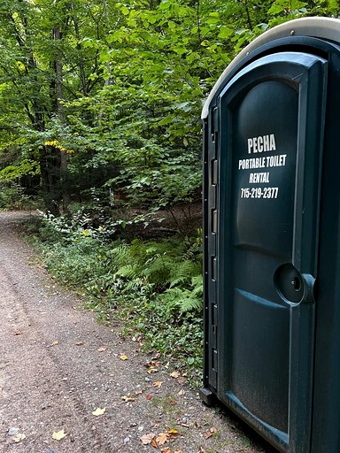 Cabins (United States of America, White Lake, Wisconsin)