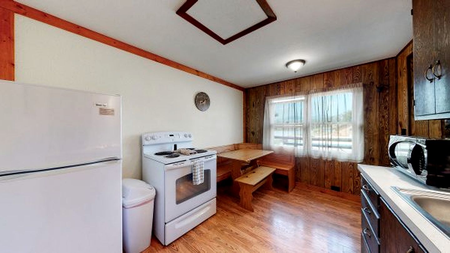 Cozy Glamping Cabin in Red Feather Lakes, Perfect for an Escape to the Rocky Mountains