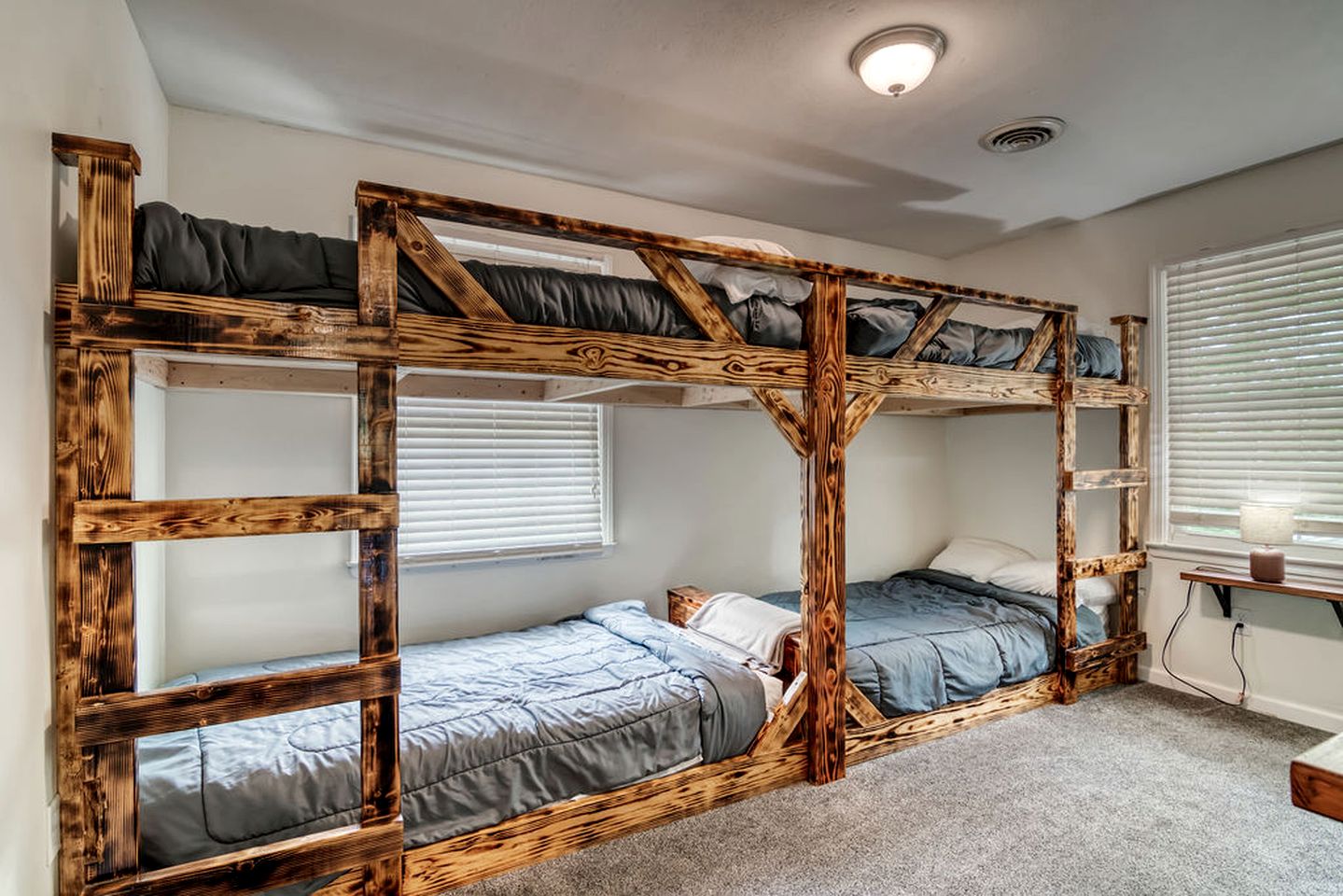Cozy Glamping Retreat Nestled in a Missouri Campground, Perfect for a Weekend in the Ozark Mountains