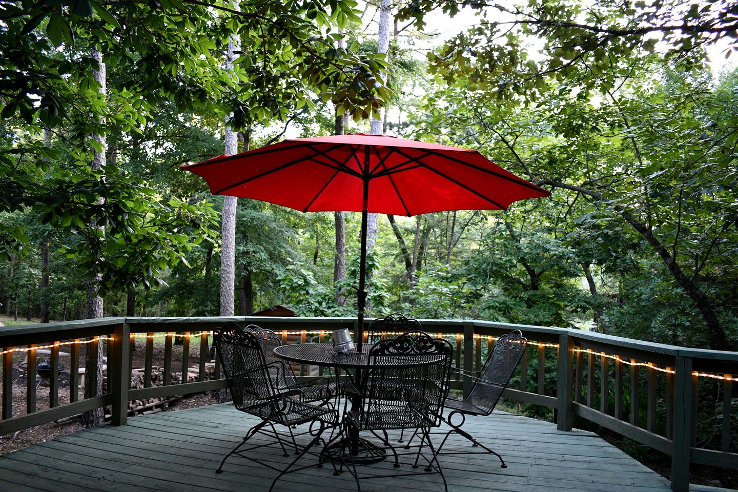 Fully Furnished Cabin with Fire Pit Perfect for Small Groups in Oklahoma