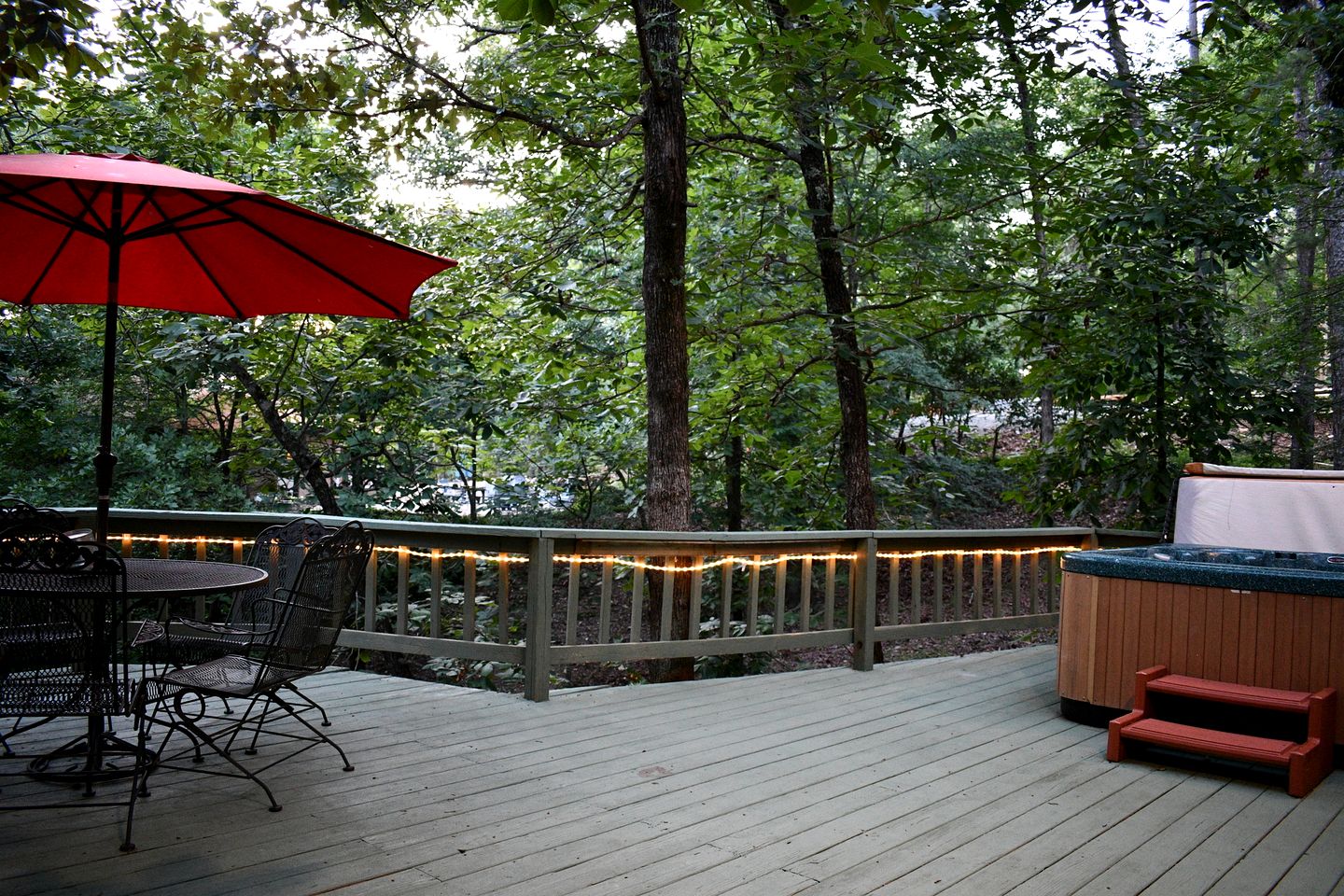 Fully Furnished Cabin with Fire Pit Perfect for Small Groups in Oklahoma