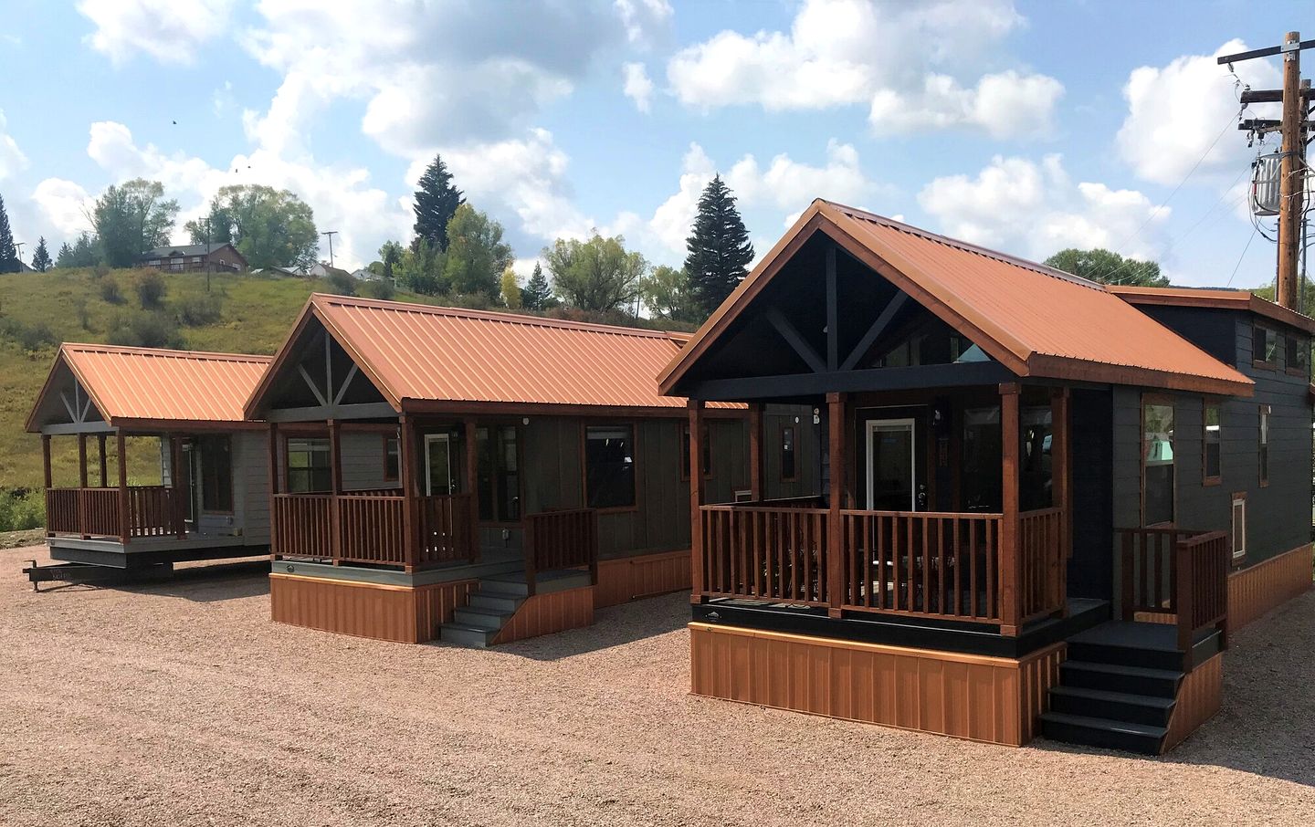 Fabulous Tiny Cottage with Lofted and Fully Equipped Interior in Colorado