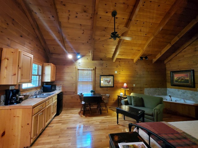 Cabins (United States of America, Galax, Virginia)