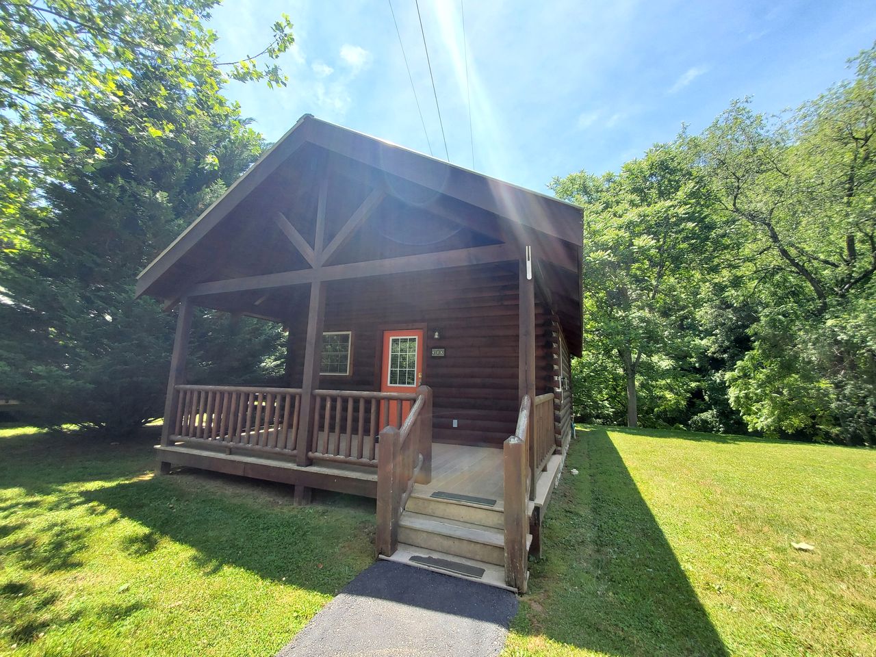 Cabins (United States of America, Galax, Virginia)