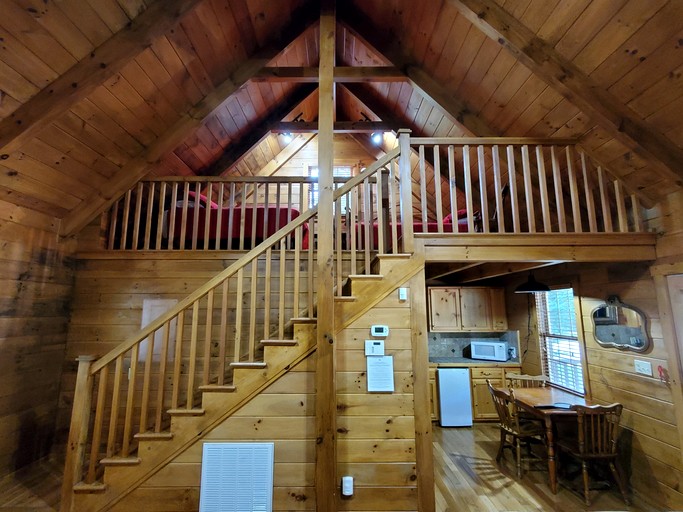 Cabins (United States of America, Galax, Virginia)