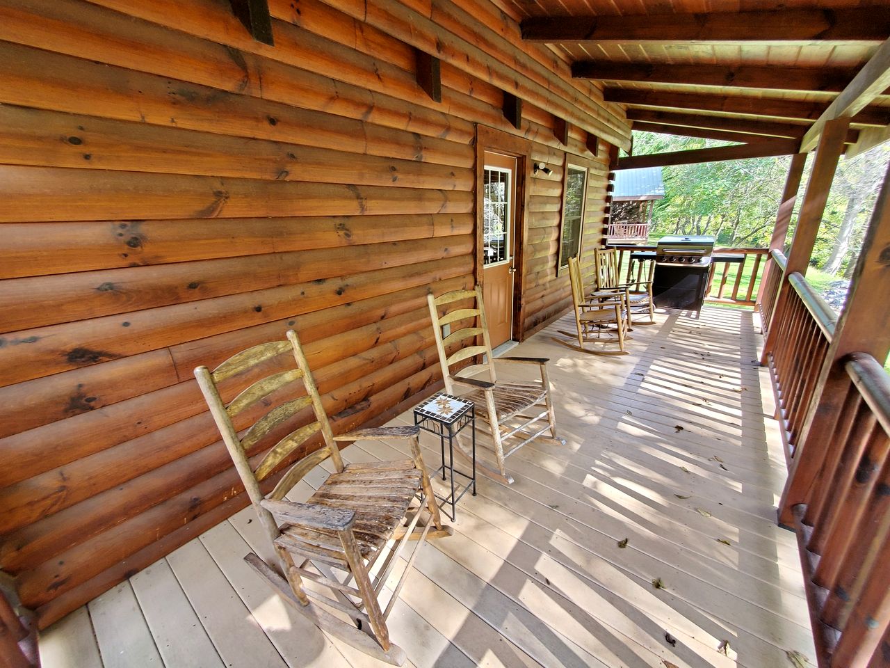 Idyllic Riverside Cabin Retreat Near New River, Virginia