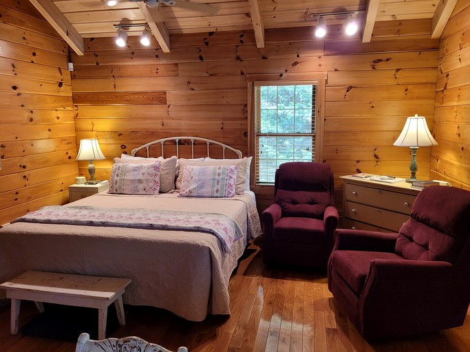 Cabins (United States of America, Galax, Virginia)