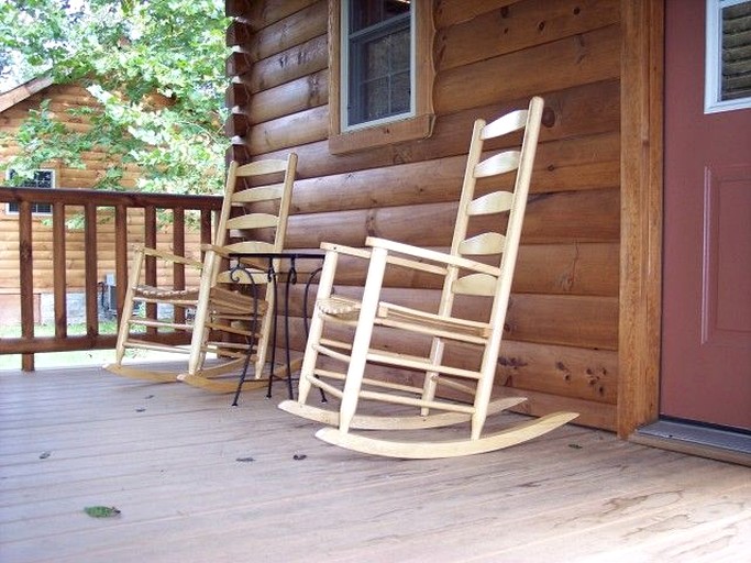 Cabins (United States of America, Galax, Virginia)