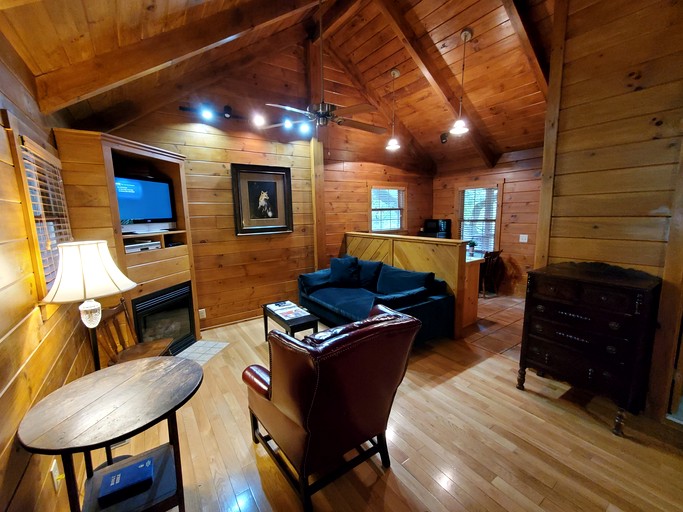 Cabins (United States of America, Galax, Virginia)